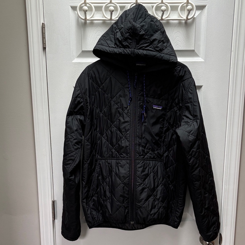 Patagonia Men's Diamond Quilted Bomber Hoody - Picture 2 of 11